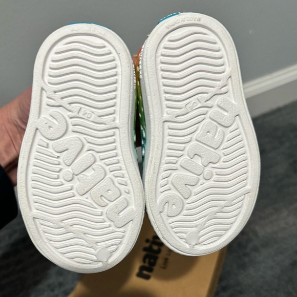 NATIVE SHOES JEFFERSON SUGARLITE TIE DYE PRINT - Picture 3 of 4